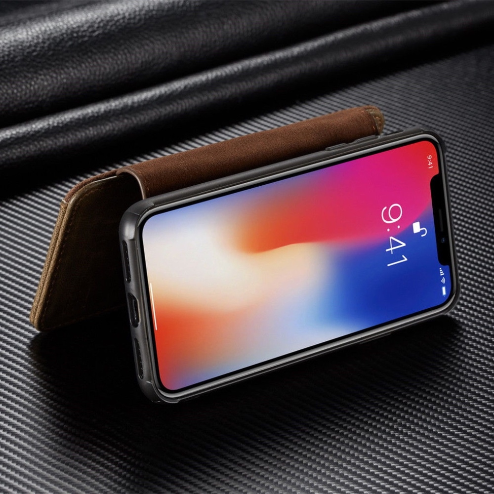 iPhone 8 Case - Picture 3 of 5